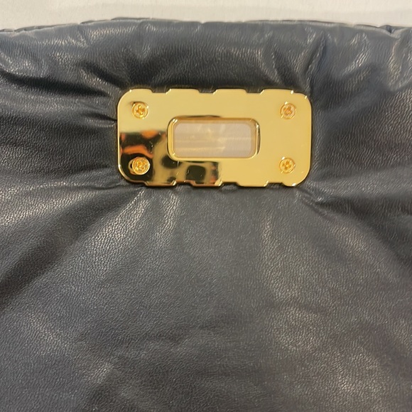 New with tags! Charles and Keith nylon puffy bag - Picture 7 of 7